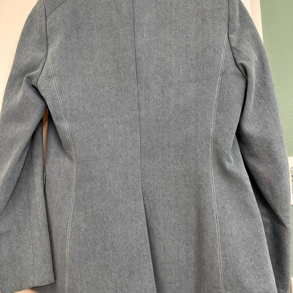 Veronica Beard Light Denim Double-Breasted Dickey Blazer - Picture 5 of 6